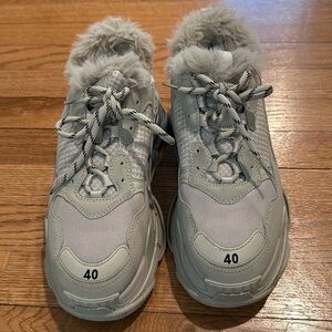 Auth BALENCIAGA Triple S Fur Mesh Women US9.5/EU10 Light Grey Winter Sneakers